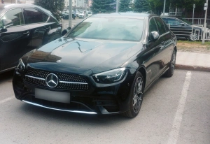 Mercedes E